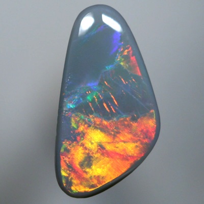 SOLID SEMI BLACK OPAL Rolling flashes, cherry red to orange